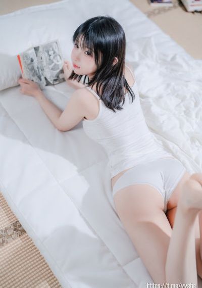 辛巴称拿1个亿替小杨哥赔付消费者