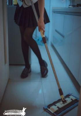 女子以极端方式报复邻居