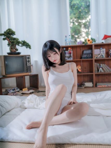 巨乳家政妇